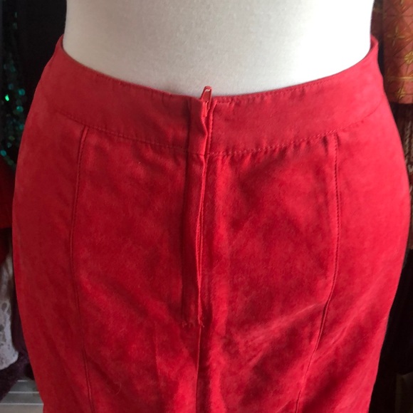 Red fringe festival skirt - Picture 3 of 5